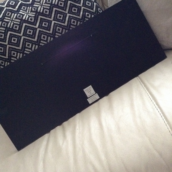 SUNDAY MATINEE WALL HANGING NWOT - Picture 2 of 5